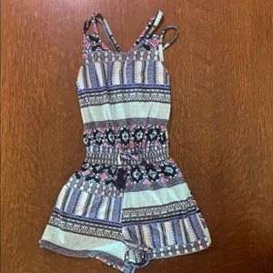 Girls romper with FUN print
